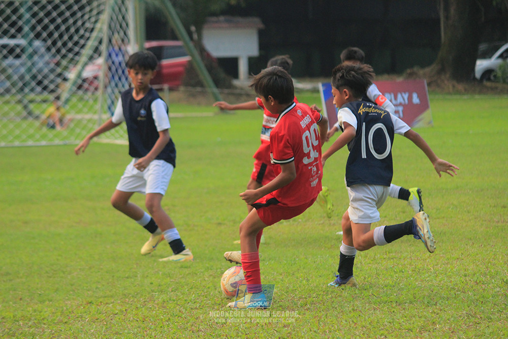 ijl u11 100526 kids soccer family vs fff academy blue