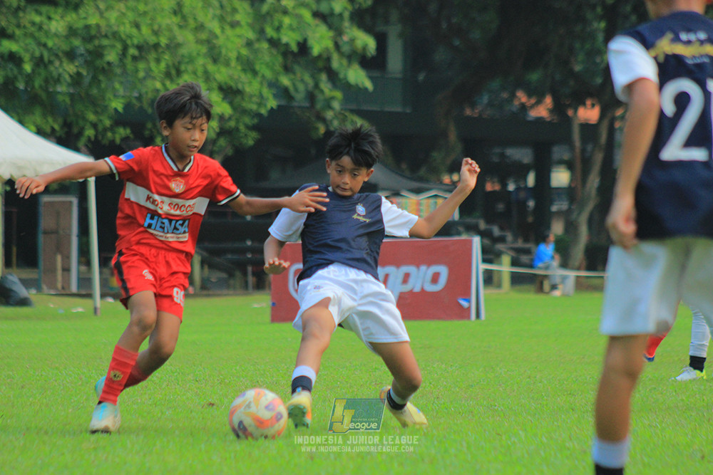 ijl u11 100526 kids soccer family vs fff academy blue