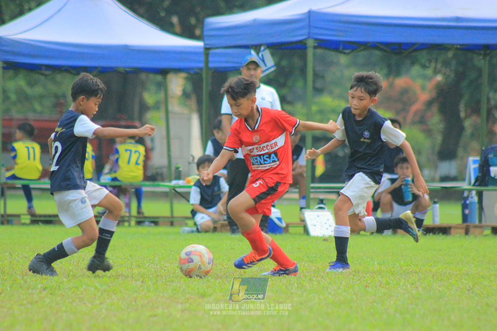 ijl u11 100526 kids soccer family vs fff academy blue