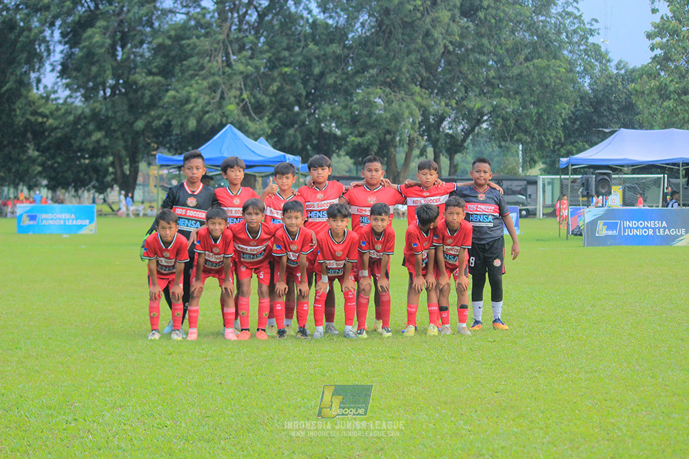 ijl u11 100526 kids soccer family vs fff academy blue