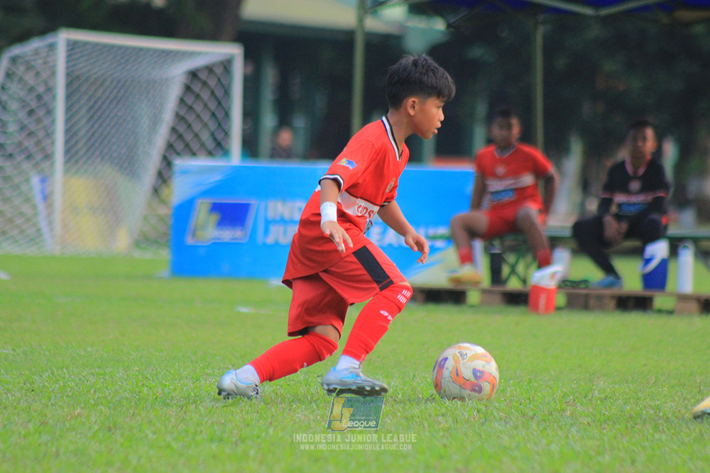 ijl u11 100526 kids soccer family vs fff academy blue