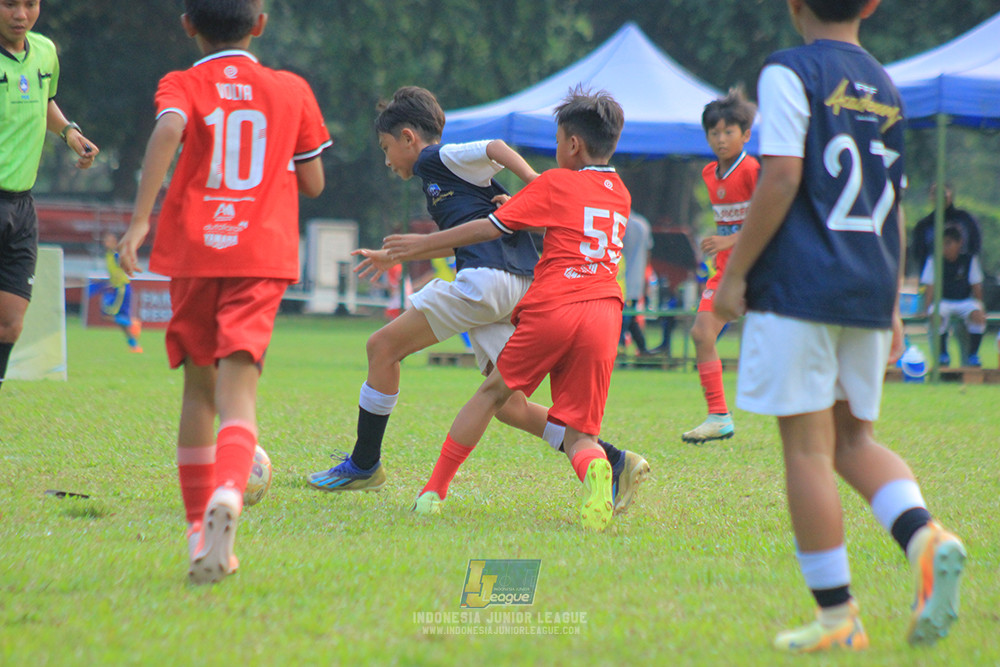 ijl u11 100526 kids soccer family vs fff academy blue