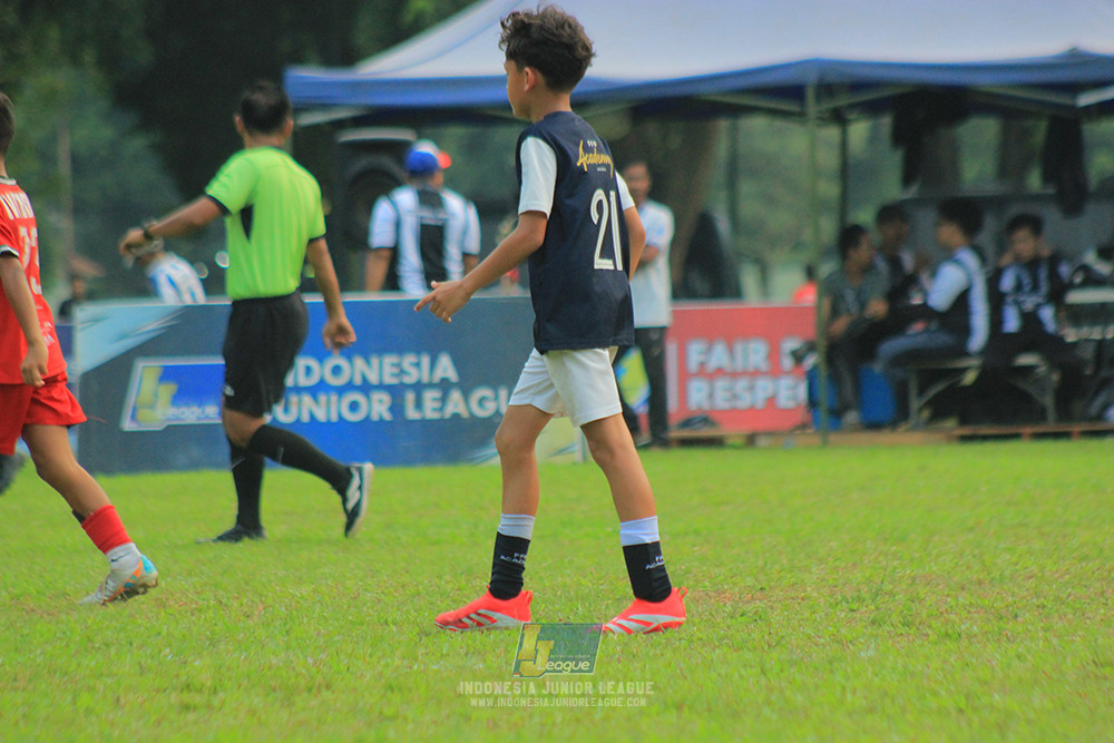 ijl u11 100526 kids soccer family vs fff academy blue