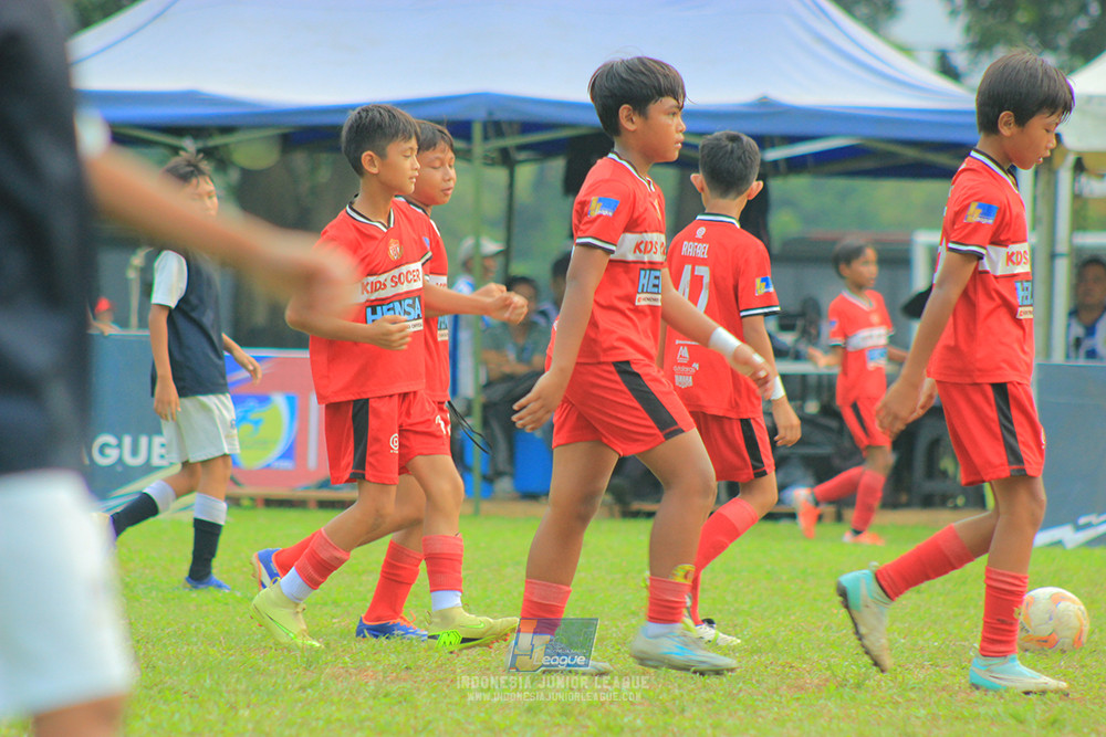 ijl u11 100526 kids soccer family vs fff academy blue