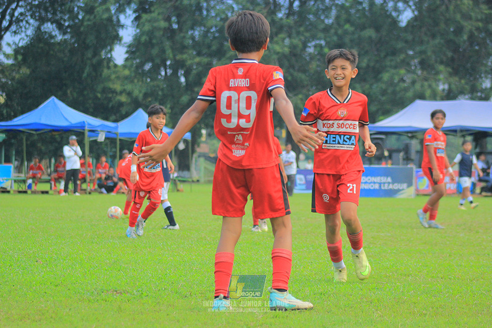 ijl u11 100526 kids soccer family vs fff academy blue