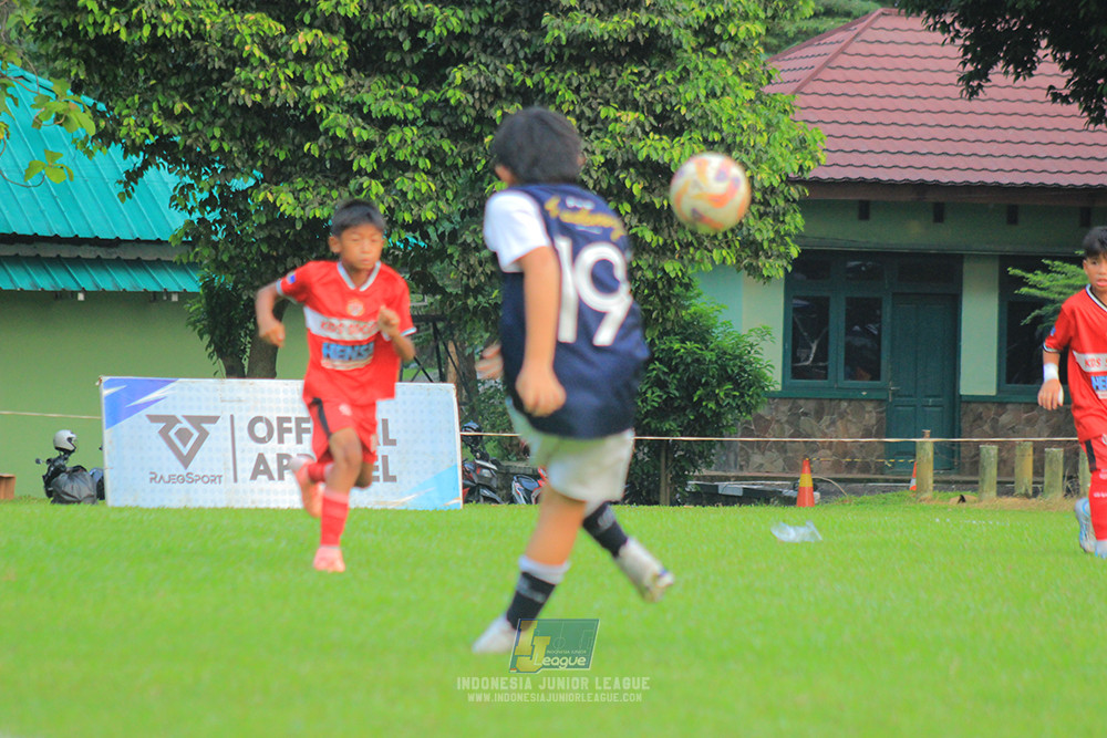 ijl u11 100526 kids soccer family vs fff academy blue