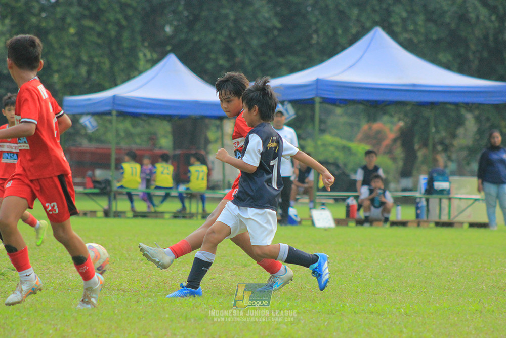 ijl u11 100526 kids soccer family vs fff academy blue