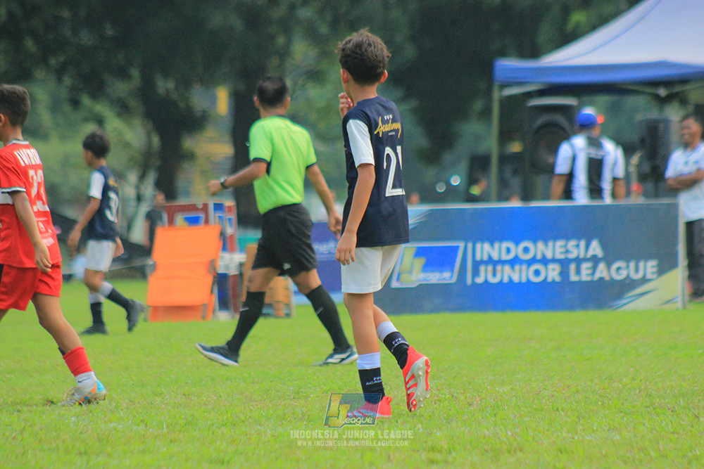 ijl u11 100526 kids soccer family vs fff academy blue