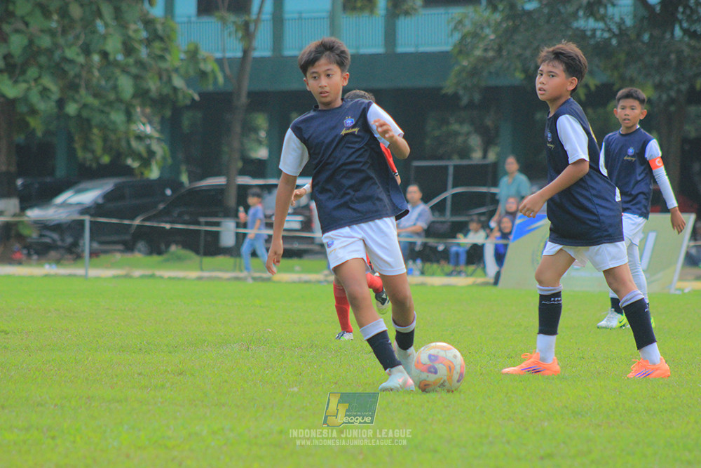ijl u11 100526 kids soccer family vs fff academy blue