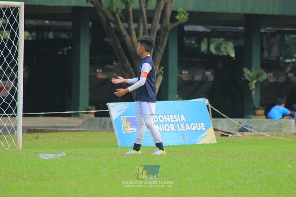 ijl u11 100526 kids soccer family vs fff academy blue
