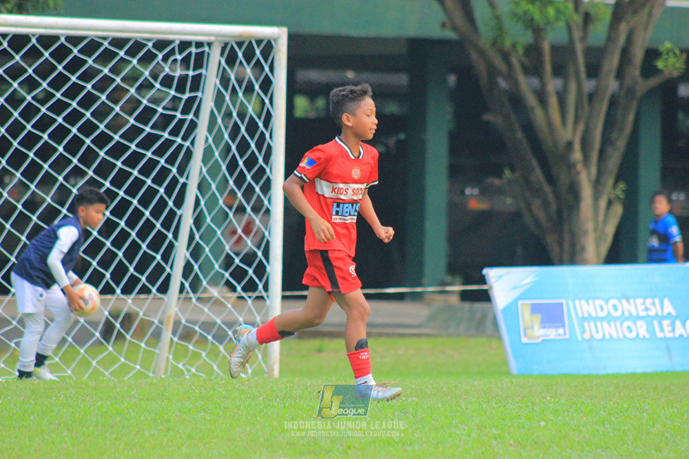 ijl u11 100526 kids soccer family vs fff academy blue