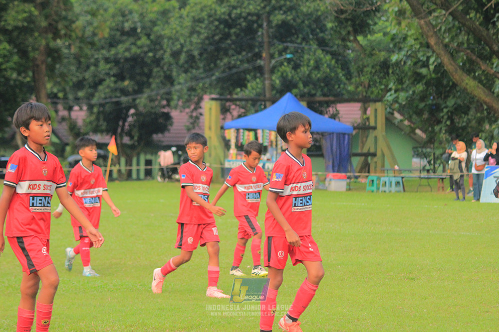 ijl u11 100526 kids soccer family vs fff academy blue