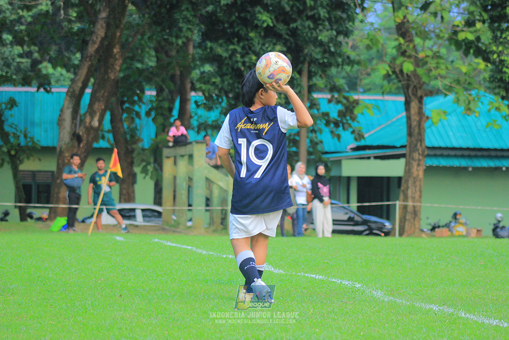 ijl u11 100526 kids soccer family vs fff academy blue