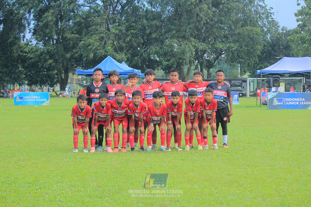 ijl u11 100526 kids soccer family vs fff academy blue