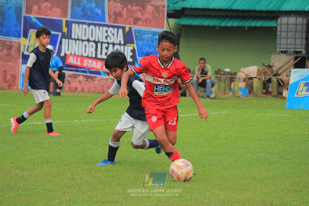ijl u11 100526 kids soccer family vs fff academy blue