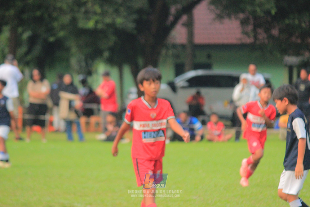ijl u11 100526 kids soccer family vs fff academy blue
