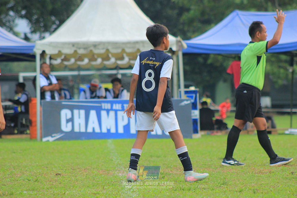ijl u11 100526 kids soccer family vs fff academy blue
