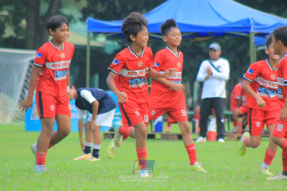 ijl u11 100526 kids soccer family vs fff academy blue
