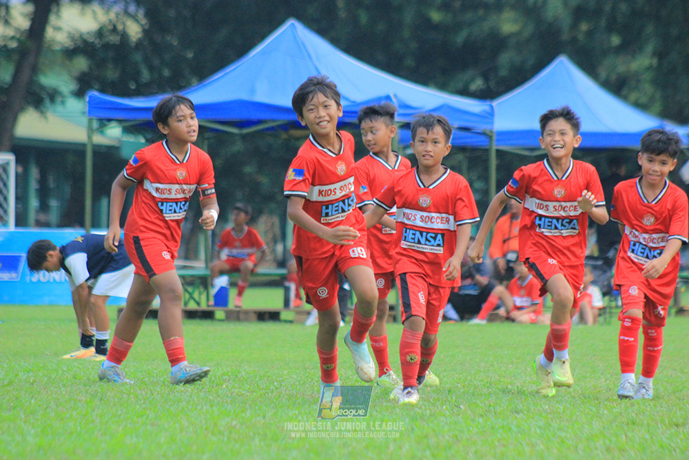 ijl u11 100526 kids soccer family vs fff academy blue