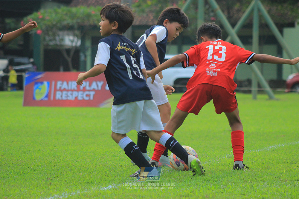 ijl u11 100526 kids soccer family vs fff academy blue