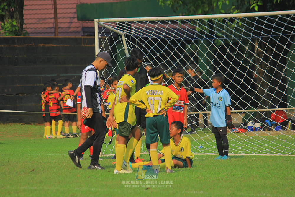 ijl u11 100526 maesa pararaider army vs kids soccer family