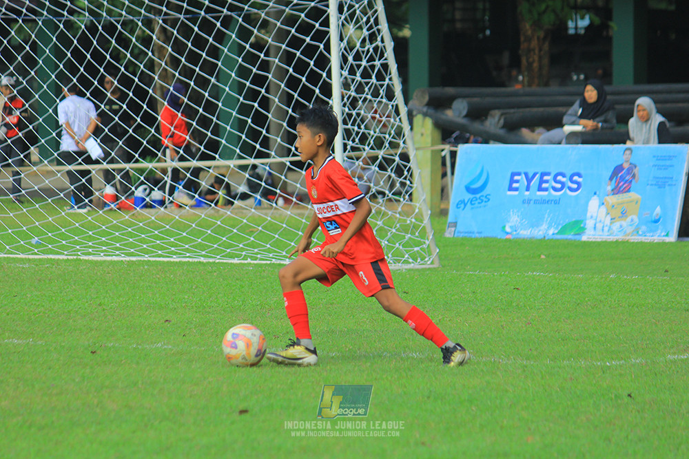ijl u11 100526 maesa pararaider army vs kids soccer family