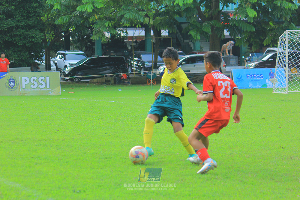 ijl u11 100526 maesa pararaider army vs kids soccer family
