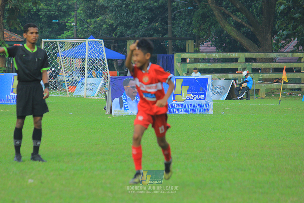 ijl u11 100526 maesa pararaider army vs kids soccer family