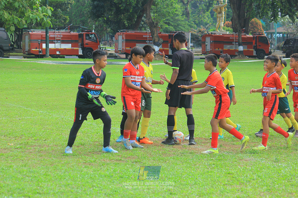 ijl u11 100526 maesa pararaider army vs kids soccer family