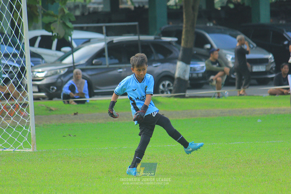 ijl u11 100526 maesa pararaider army vs kids soccer family