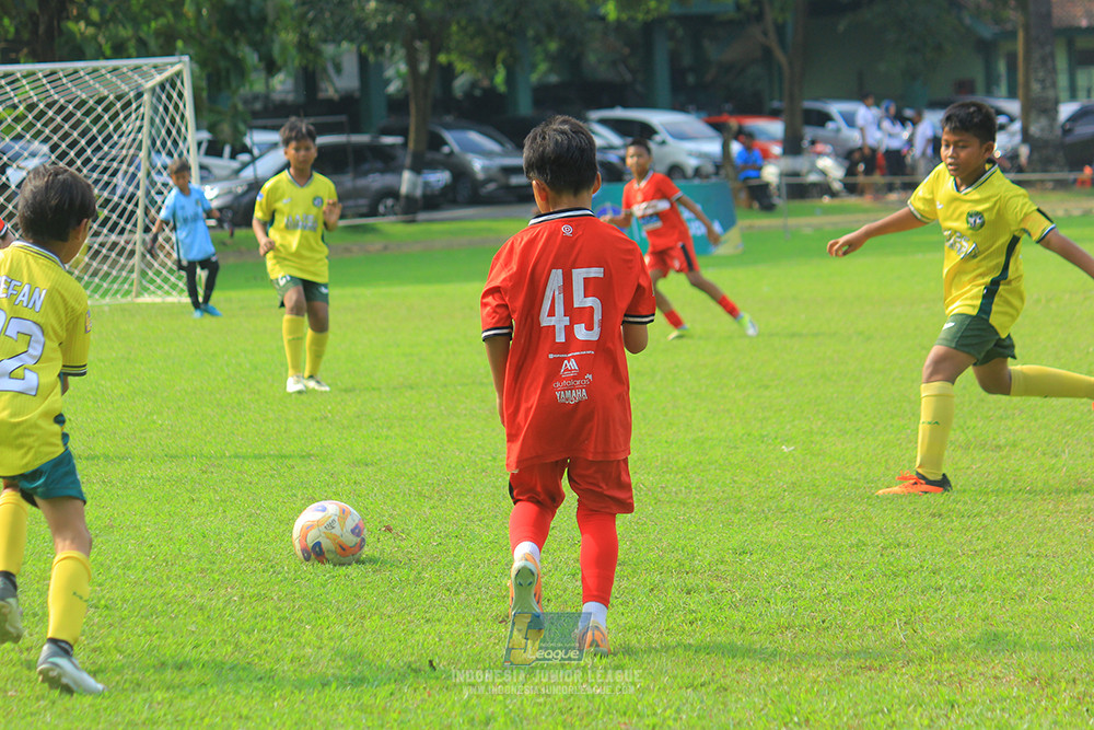 ijl u11 100526 maesa pararaider army vs kids soccer family
