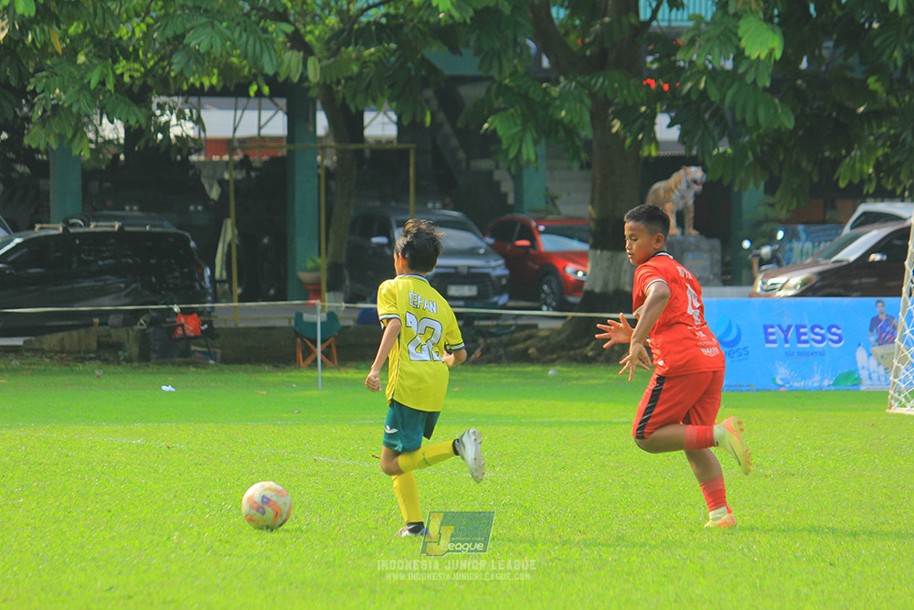 ijl u11 100526 maesa pararaider army vs kids soccer family