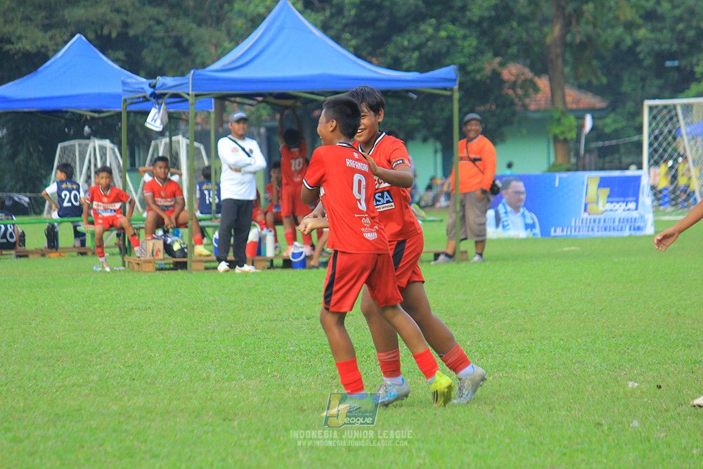 ijl u11 100526 maesa pararaider army vs kids soccer family