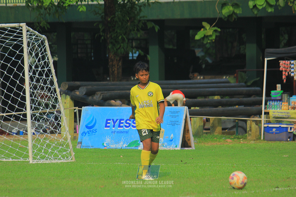 ijl u11 100526 maesa pararaider army vs kids soccer family