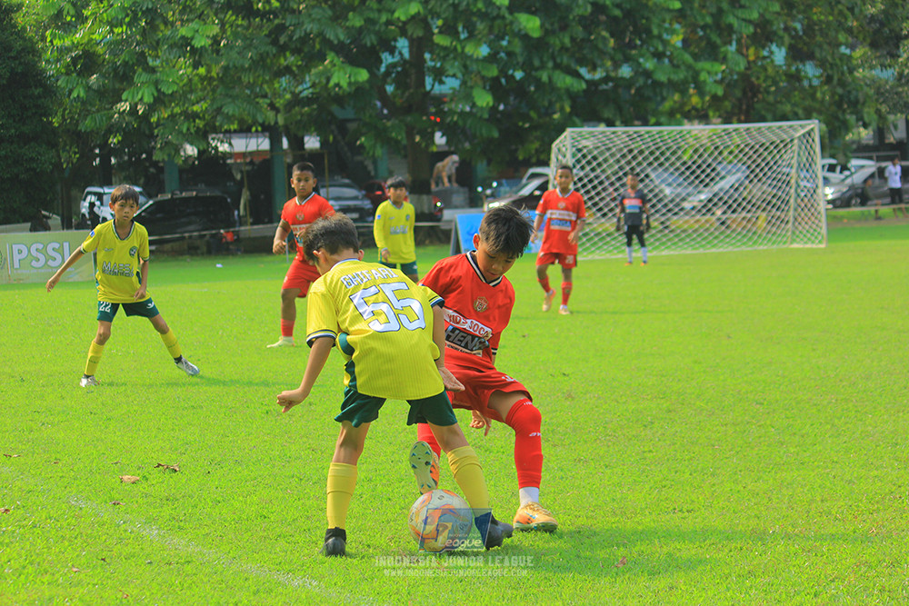 ijl u11 100526 maesa pararaider army vs kids soccer family
