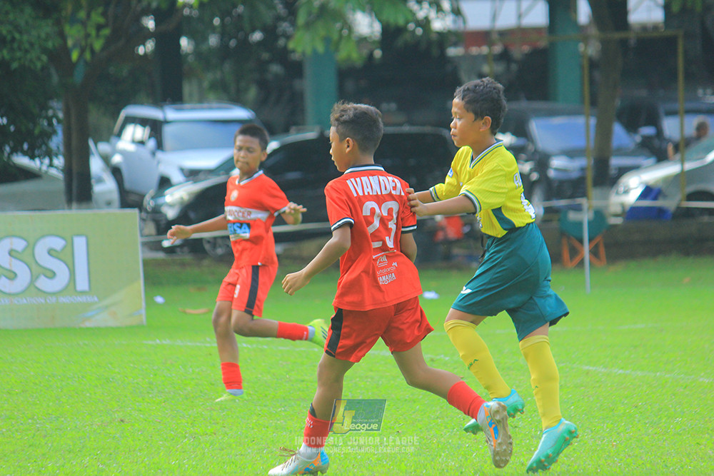 ijl u11 100526 maesa pararaider army vs kids soccer family