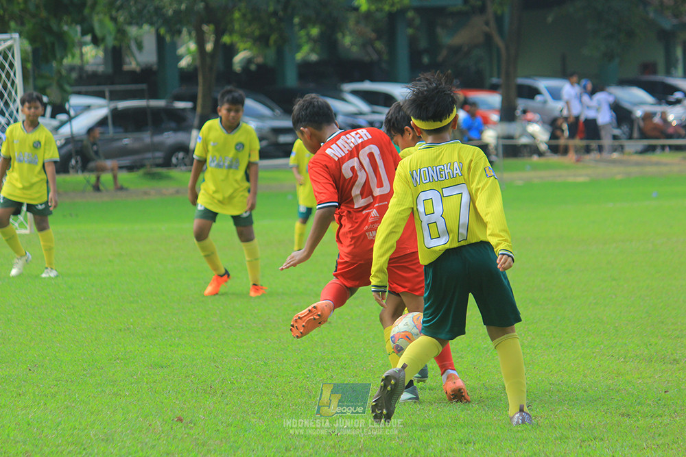 ijl u11 100526 maesa pararaider army vs kids soccer family