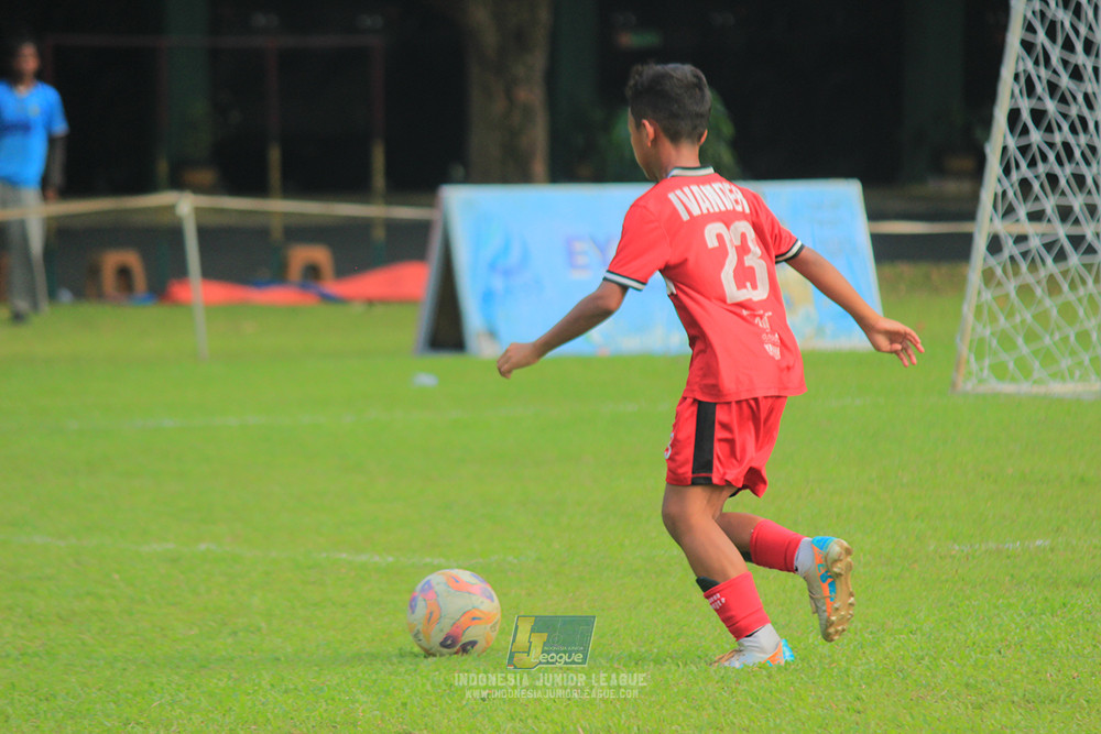 ijl u11 100526 maesa pararaider army vs kids soccer family