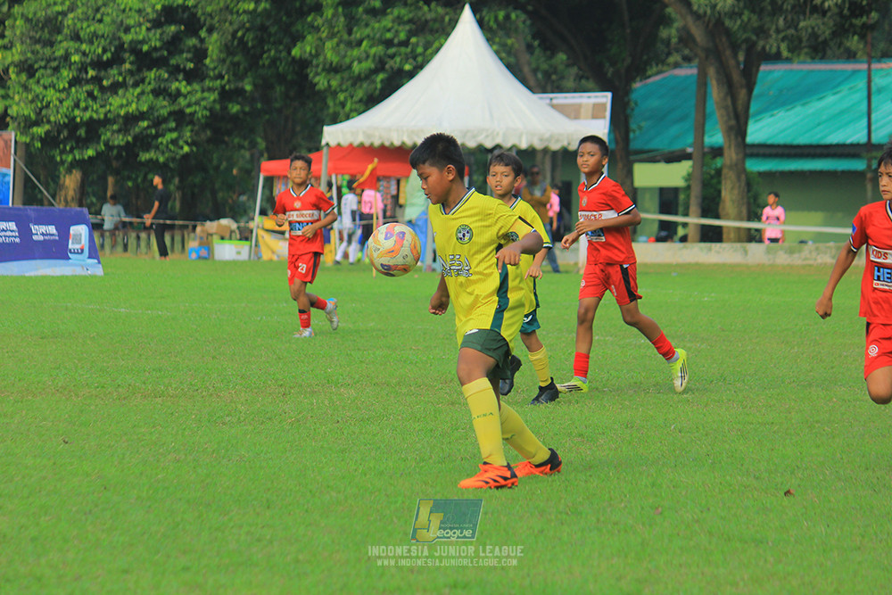 ijl u11 100526 maesa pararaider army vs kids soccer family