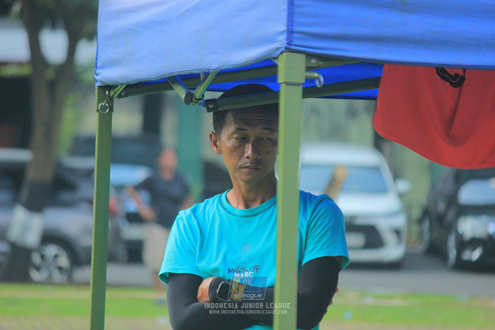ijl u11 100526 maesa pararaider army vs kids soccer family