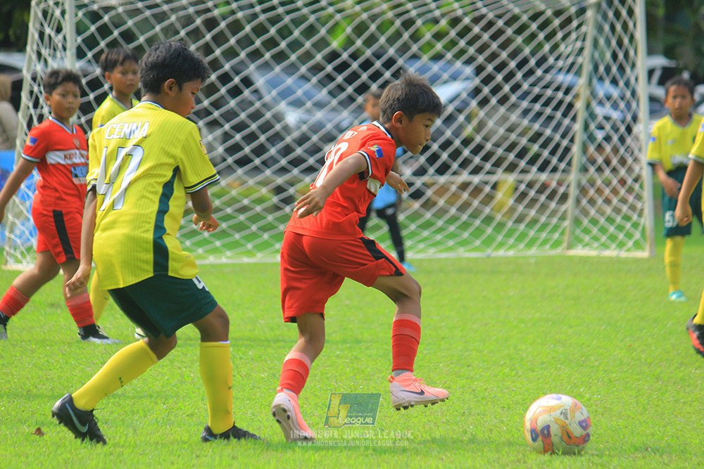 ijl u11 100526 maesa pararaider army vs kids soccer family