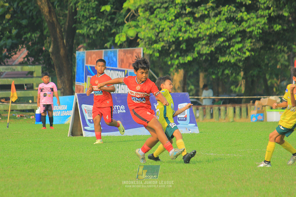 ijl u11 100526 maesa pararaider army vs kids soccer family