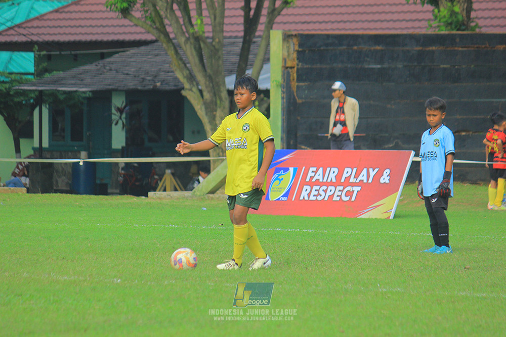ijl u11 100526 maesa pararaider army vs kids soccer family