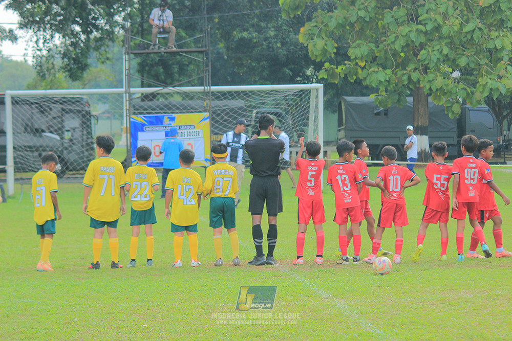 ijl u11 100526 maesa pararaider army vs kids soccer family