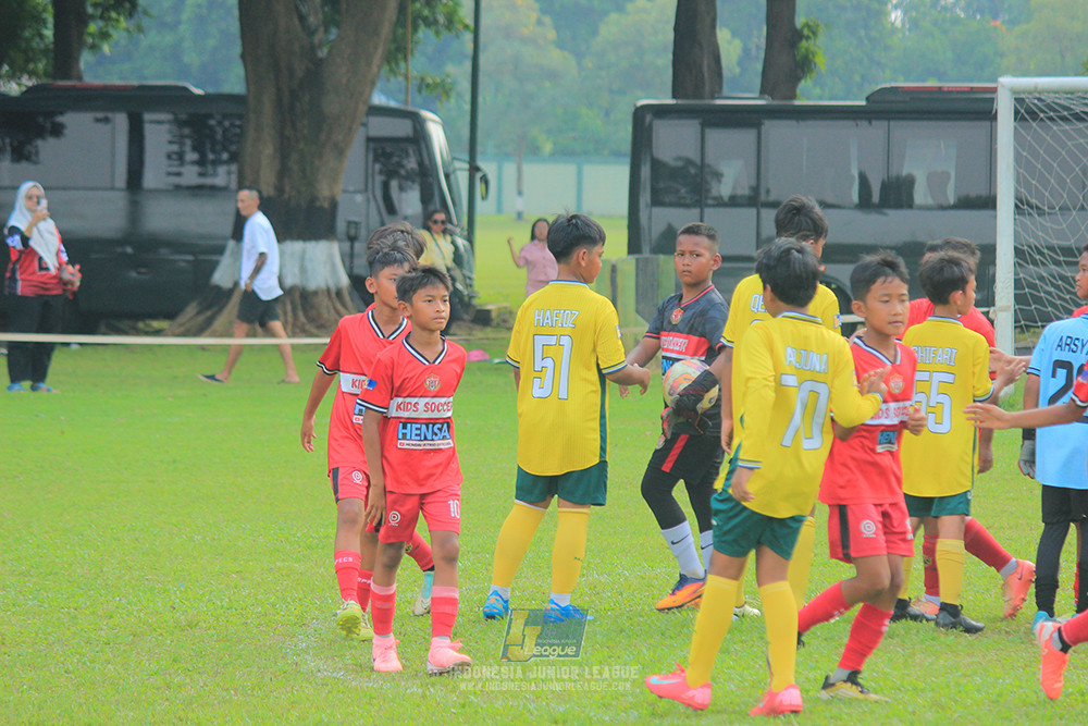 ijl u11 100526 maesa pararaider army vs kids soccer family