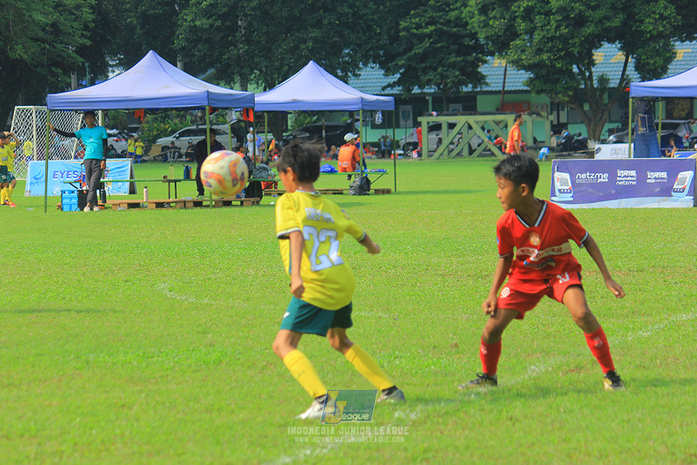 ijl u11 100526 maesa pararaider army vs kids soccer family