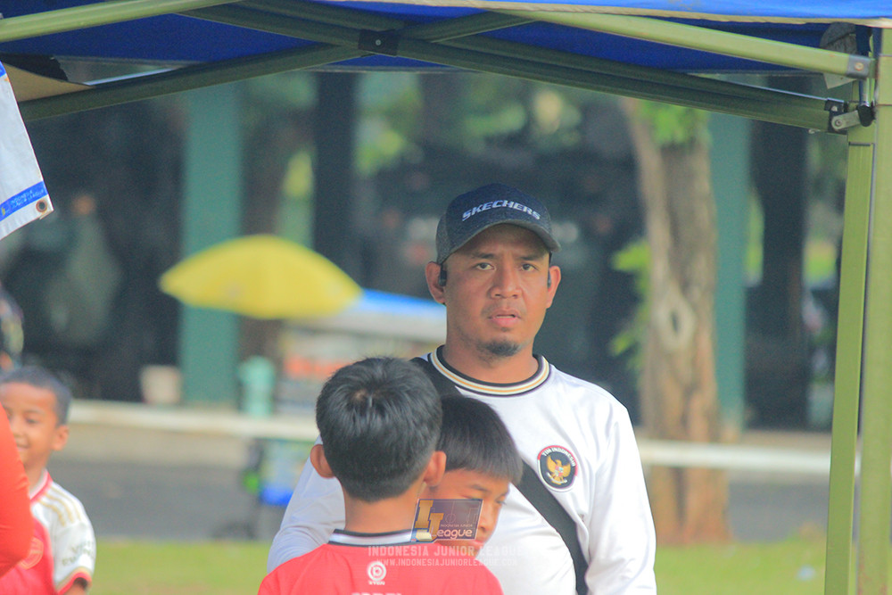 ijl u11 100526 maesa pararaider army vs kids soccer family