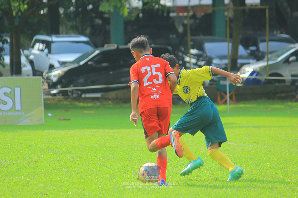 ijl u11 100526 maesa pararaider army vs kids soccer family