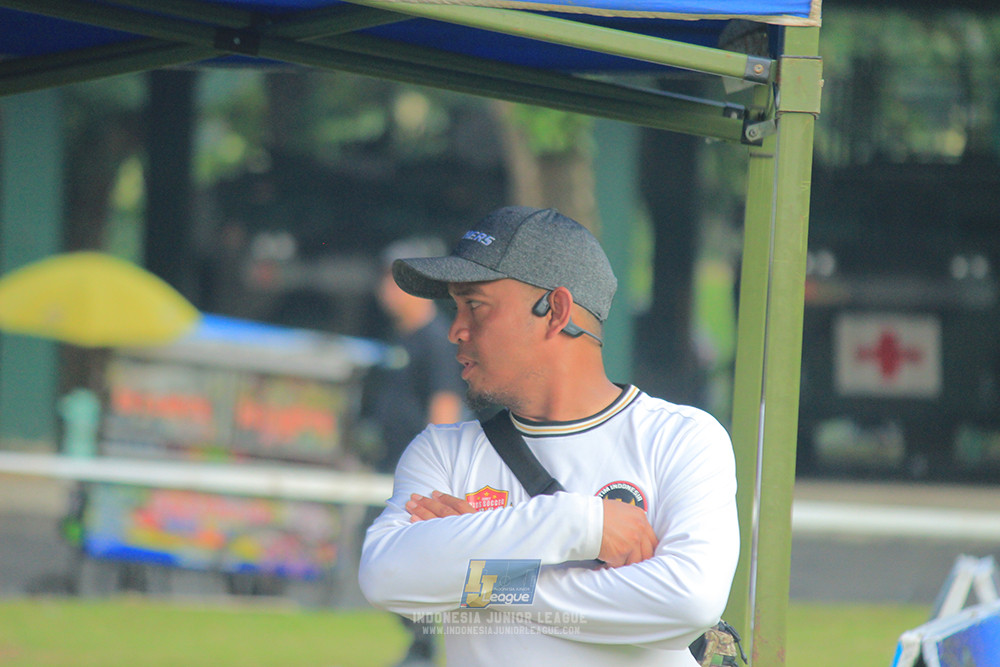 ijl u11 100526 maesa pararaider army vs kids soccer family