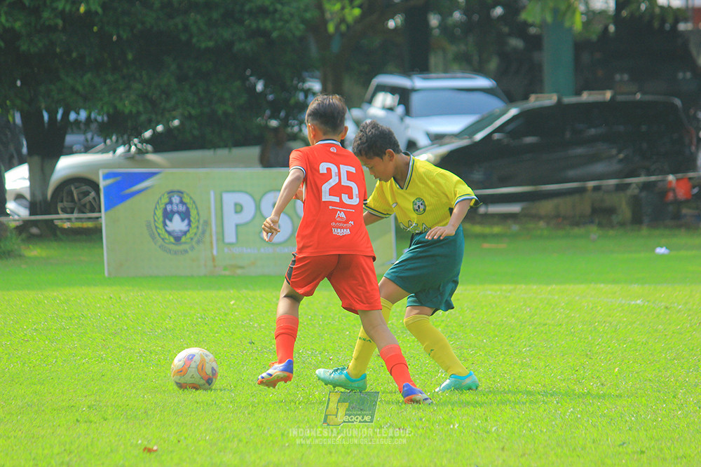 ijl u11 100526 maesa pararaider army vs kids soccer family